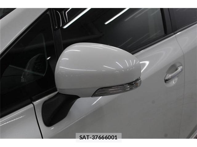 Toyota PRIUS ALPHA 2015-01 7251976-16