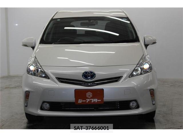 Toyota PRIUS ALPHA 2015-01 7251976-1