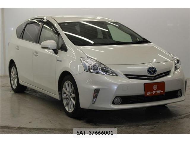 Toyota PRIUS ALPHA 2015-01 7251976-2