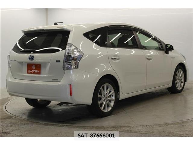 Toyota PRIUS ALPHA 2015-01 7251976-4