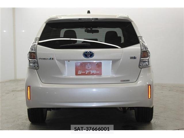Toyota PRIUS ALPHA 2015-01 7251976-5