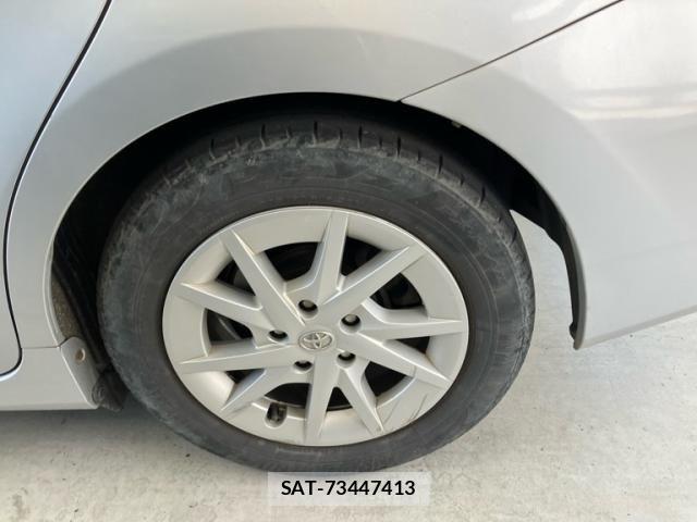 Toyota PRIUS ALPHA 2011-07 7251985-10