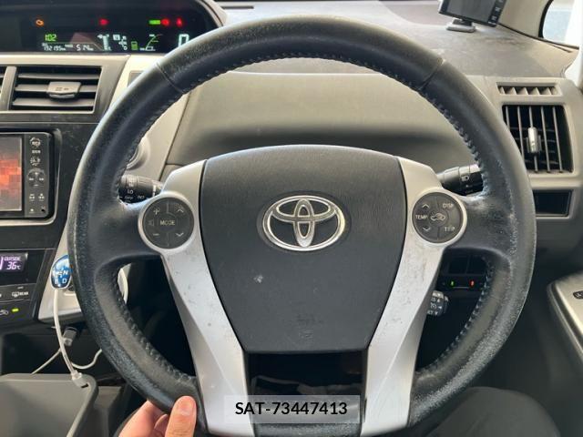 Toyota PRIUS ALPHA 2011-07 7251985-15