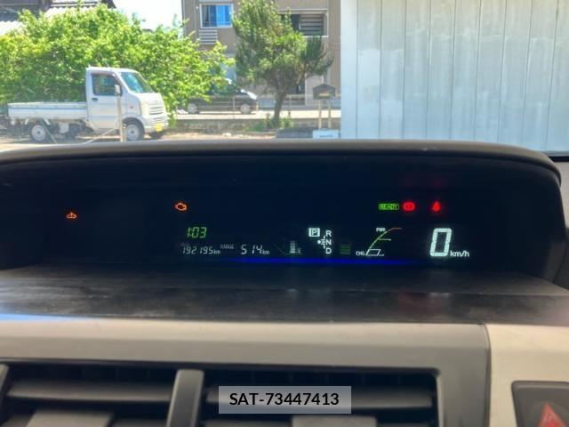 Toyota PRIUS ALPHA 2011-07 7251985-18