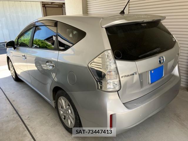 Toyota PRIUS ALPHA 2011-07 7251985-6