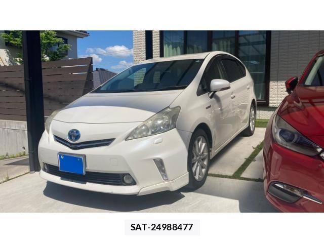 Toyota PRIUS ALPHA 2011-12 7272748-1