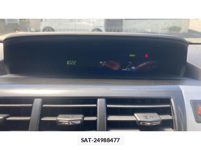 Toyota PRIUS ALPHA 2011-12 7272748-22