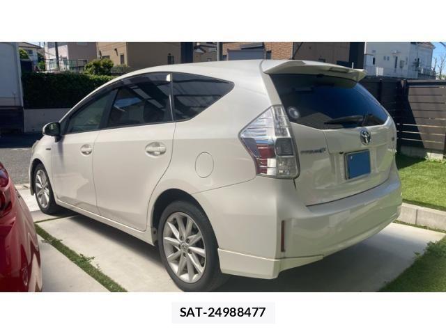 Toyota PRIUS ALPHA 2011-12 7272748-3