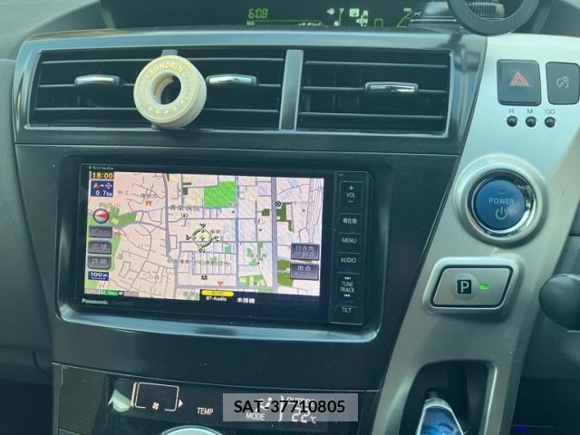 Toyota PRIUS ALPHA 2011-09 7272749-18