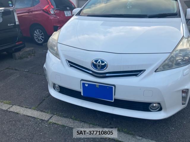 Toyota PRIUS ALPHA 2011-09 7272749-3