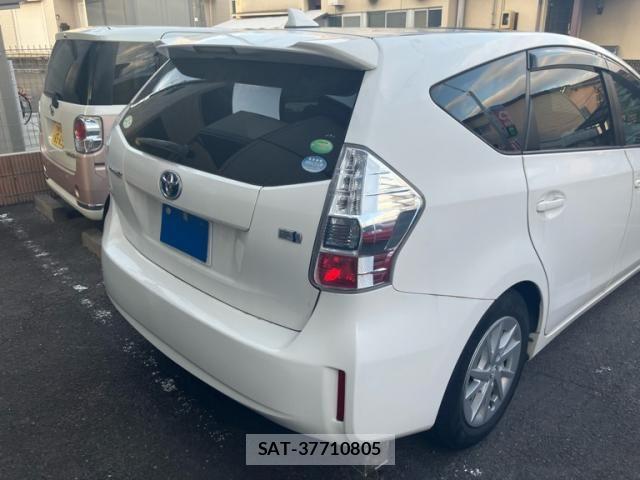 Toyota PRIUS ALPHA 2011-09 7272749-4