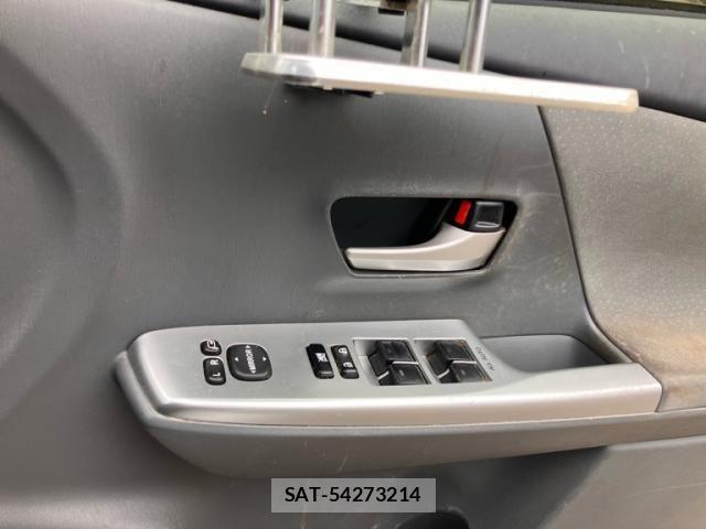 Toyota PRIUS ALPHA 2012-03 7272744-18
