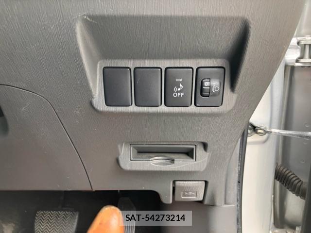 Toyota PRIUS ALPHA 2012-03 7272744-19