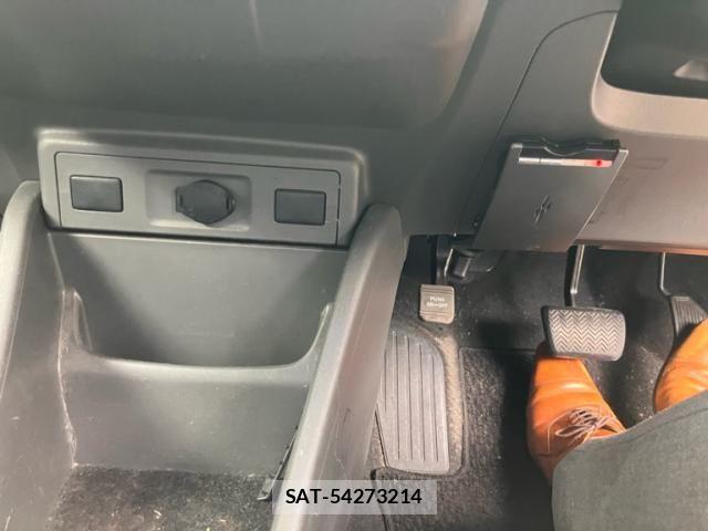 Toyota PRIUS ALPHA 2012-03 7272744-21