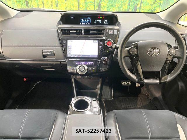 Toyota PRIUS ALPHA 2016-02 7272746-1