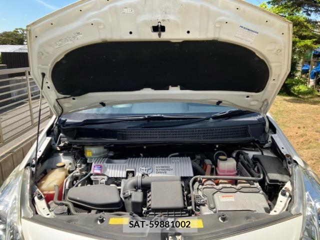 Toyota PRIUS ALPHA 2011-09 7272747-9