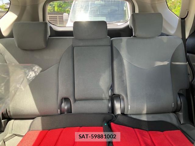 Toyota PRIUS ALPHA 2011-09 7272747-13
