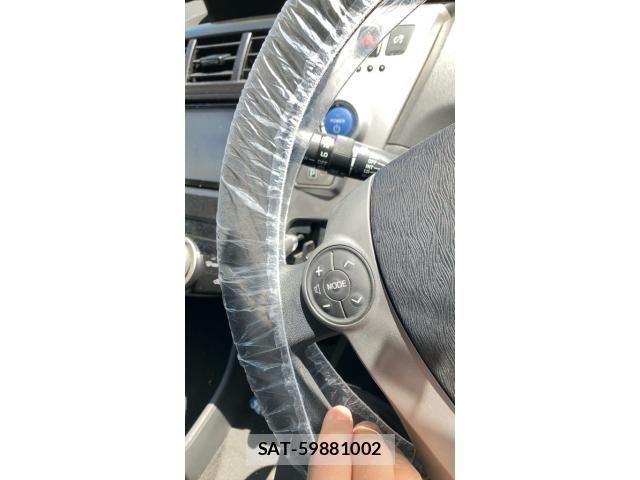 Toyota PRIUS ALPHA 2011-09 7272747-19