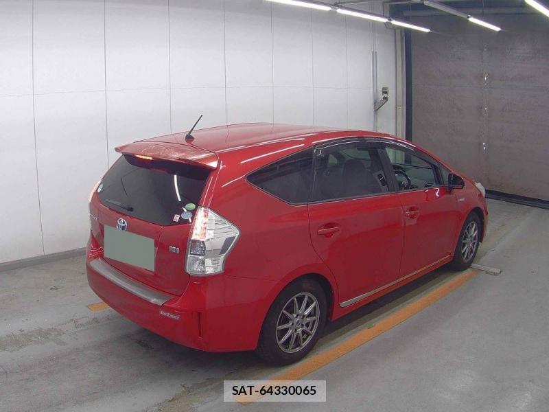 Toyota PRIUS ALPHA 2012 7282476-1