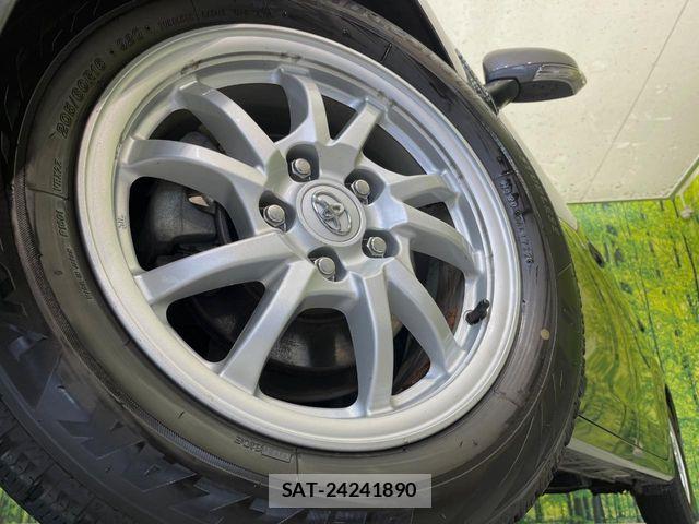 Toyota PRIUS ALPHA 2012-07 7329530-13