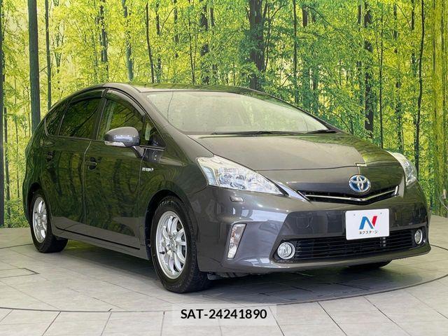Toyota PRIUS ALPHA 2012-07 7329530-16