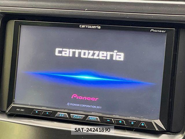 Toyota PRIUS ALPHA 2012-07 7329530-2