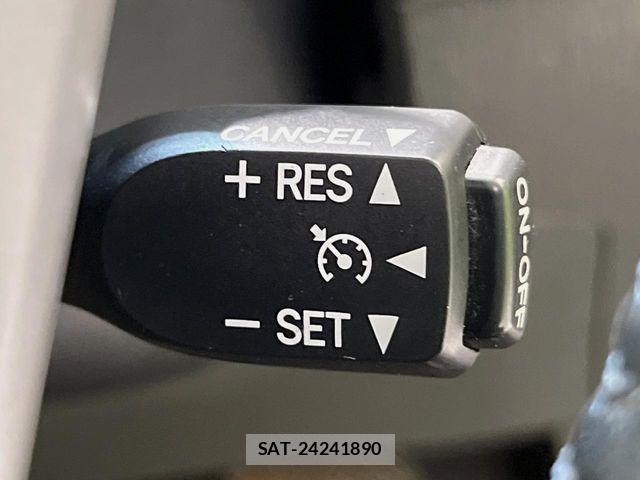 Toyota PRIUS ALPHA 2012-07 7329530-4