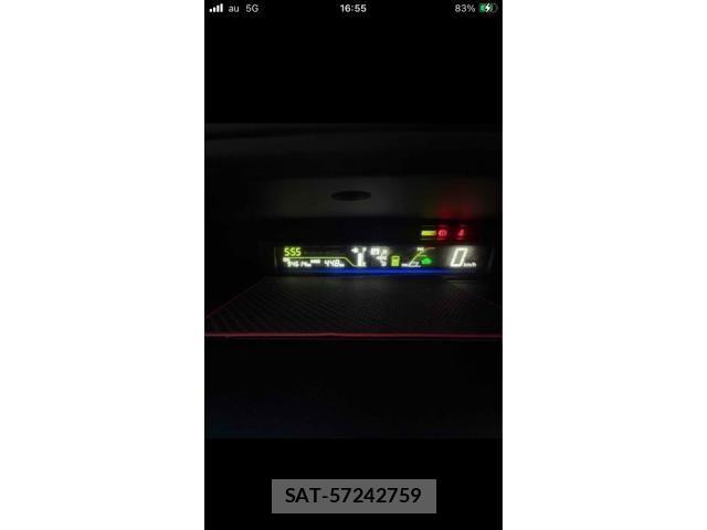 Toyota PRIUS ALPHA 2013-12 7329539-0