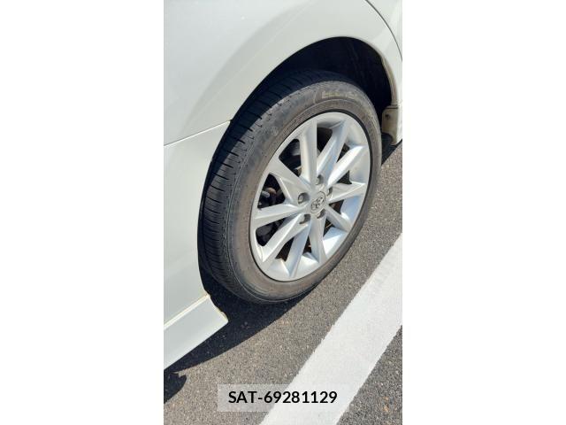 Toyota PRIUS ALPHA 2014-01 7329540-16