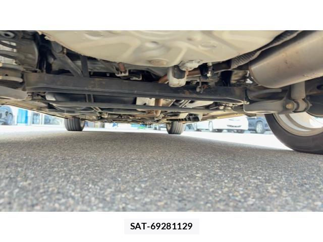 Toyota PRIUS ALPHA 2014-01 7329540-17