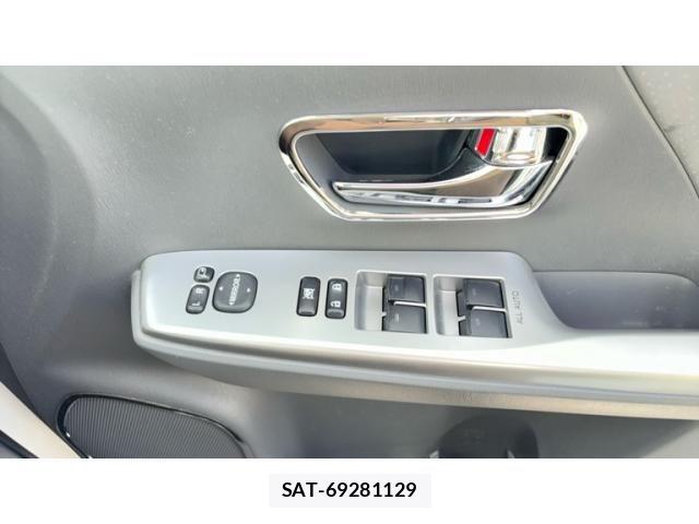 Toyota PRIUS ALPHA 2014-01 7329540-7