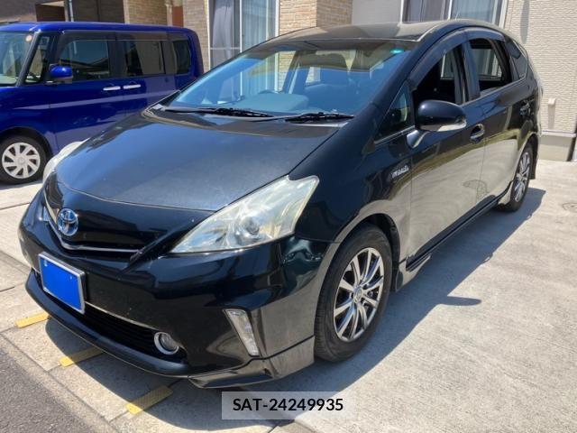 Toyota PRIUS ALPHA 2014-08 7329552-0