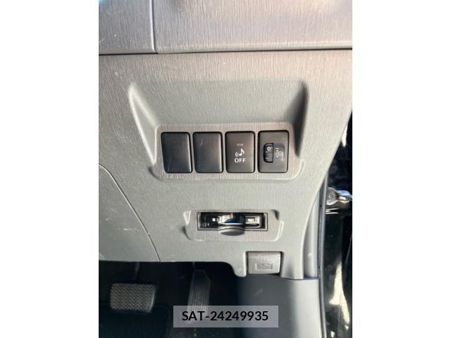 Toyota PRIUS ALPHA 2014-08 7329552-16