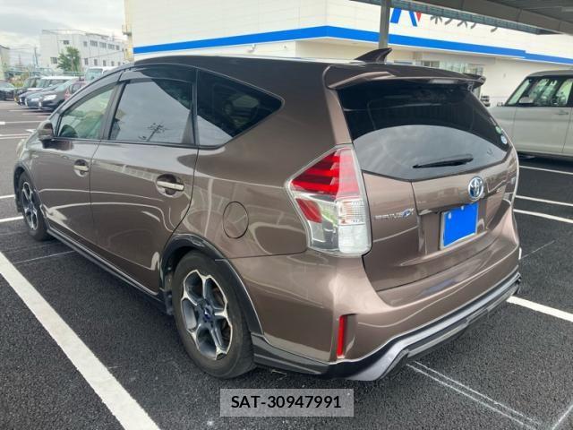 Toyota PRIUS ALPHA 2014-11 7329531-10