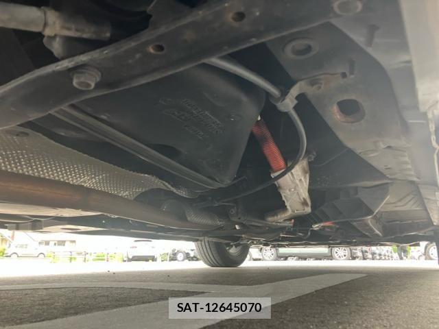 Toyota PRIUS ALPHA 2015-12 7329538-12