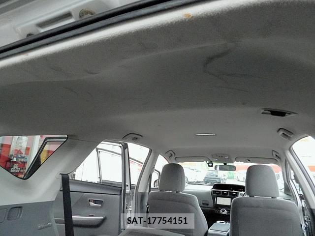 Toyota PRIUS ALPHA 2011-12 7329557-28