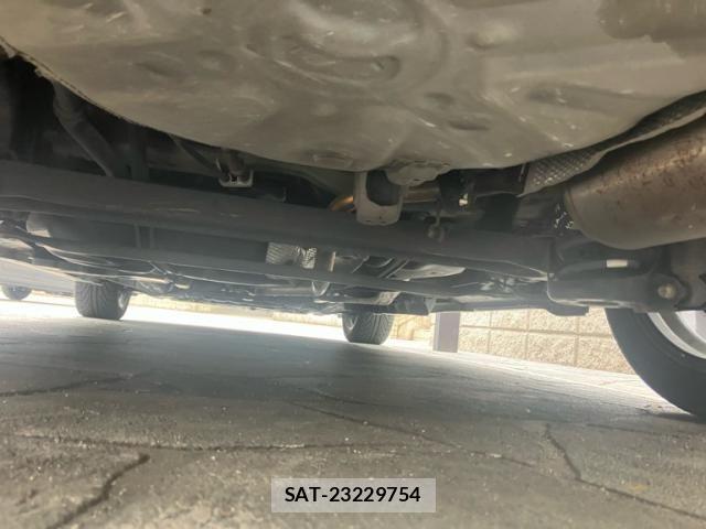 Toyota PRIUS ALPHA 2013-01 7329537-11