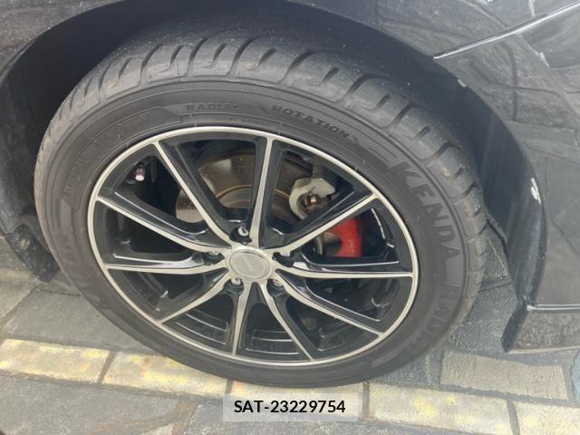 Toyota PRIUS ALPHA 2013-01 7329537-7