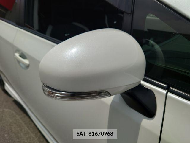 Toyota PRIUS ALPHA 2015-07 7329523-9