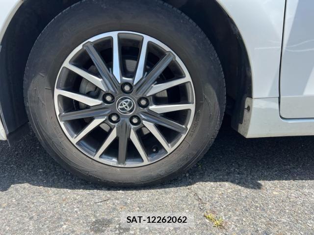 Toyota PRIUS ALPHA 2012-07 7329541-9