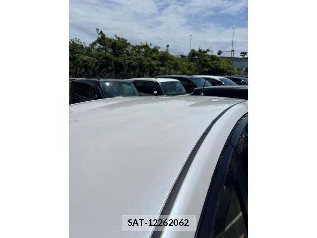 Toyota PRIUS ALPHA 2012-07 7329541-12