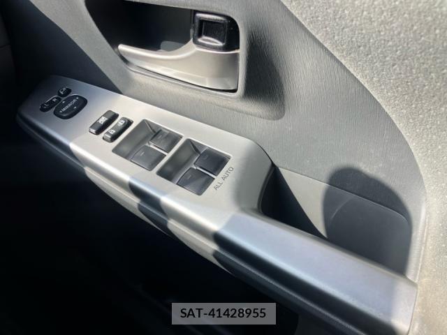 Toyota PRIUS ALPHA 2012-03 7329534-18