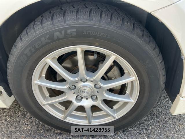 Toyota PRIUS ALPHA 2012-03 7329534-4