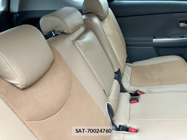 Toyota PRIUS ALPHA 2011-06 7329549-16