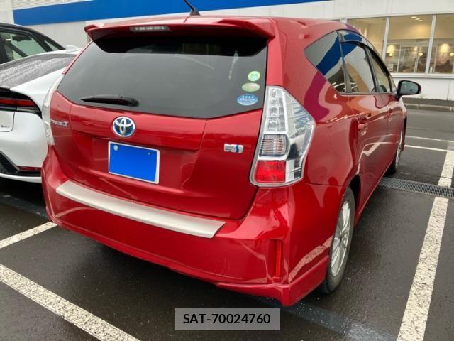 Toyota PRIUS ALPHA 2011-06 7329549-4
