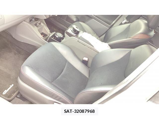 Toyota PRIUS ALPHA 2013-10 7329544-21