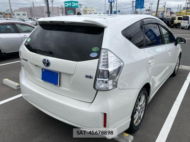 Toyota PRIUS ALPHA 2012-12 7329548-10