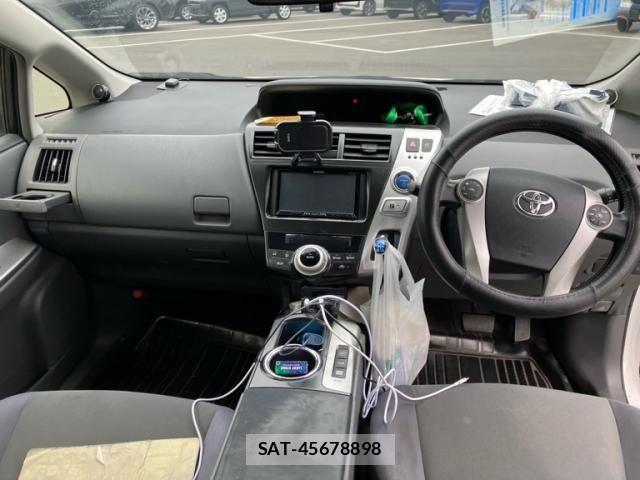 Toyota PRIUS ALPHA 2012-12 7329548-17