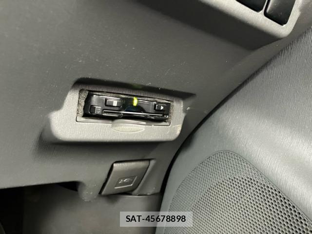 Toyota PRIUS ALPHA 2012-12 7329548-22