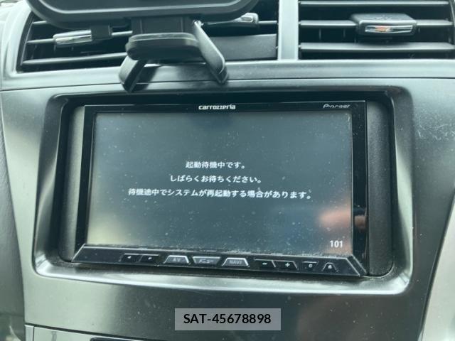 Toyota PRIUS ALPHA 2012-12 7329548-23